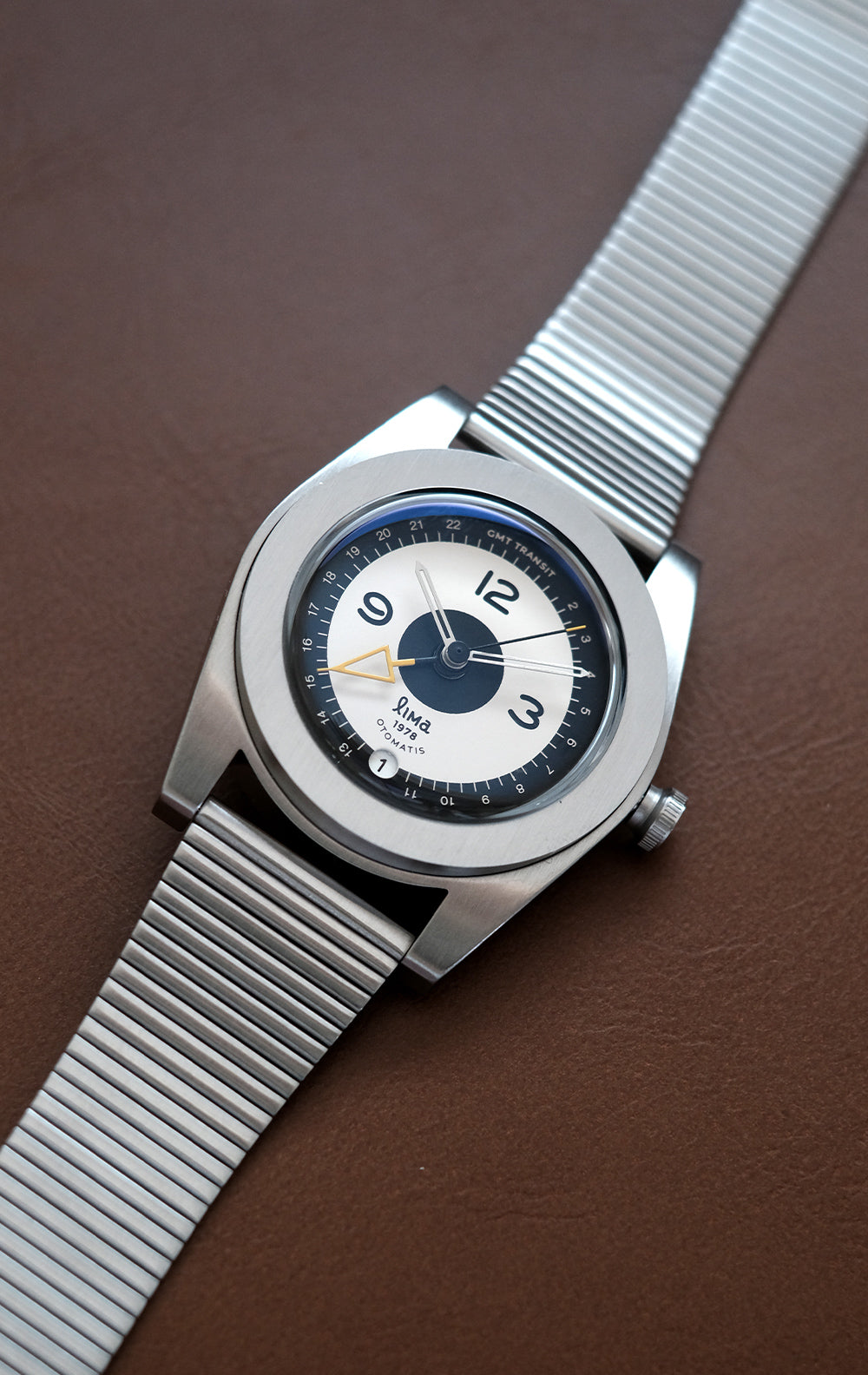 GMT TRANSIT REVERSED TUXEDO