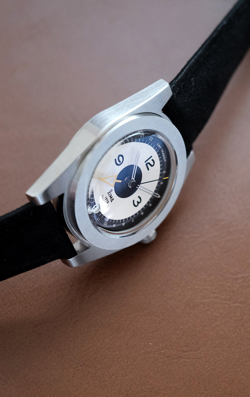GMT TRANSIT REVERSED TUXEDO