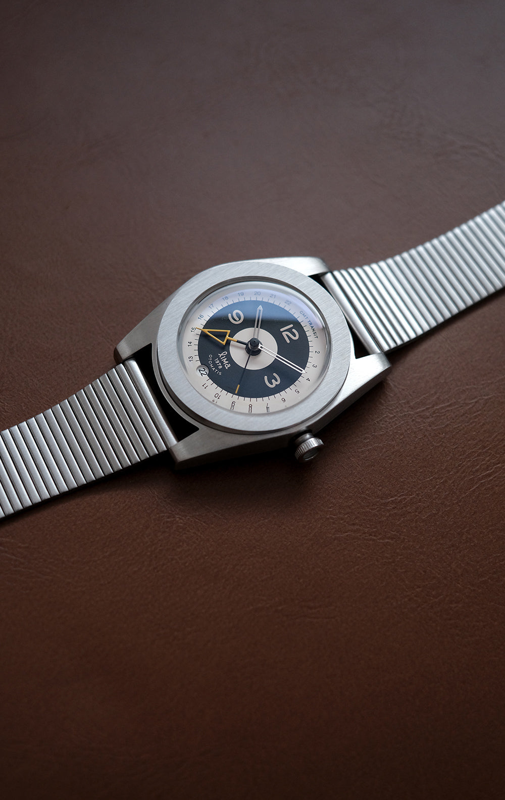 GMT TRANSIT TUXEDO