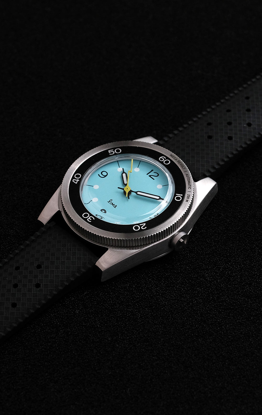 MECA REVOLT BLUE EDITION