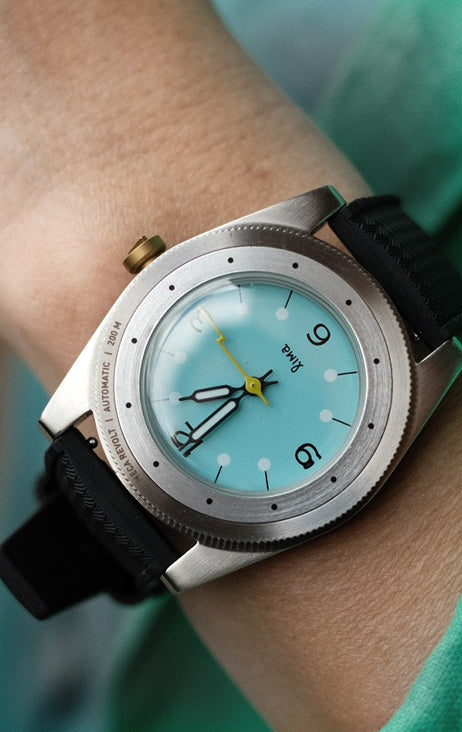 MECA REVOLT BLUE - SILVER BEZEL