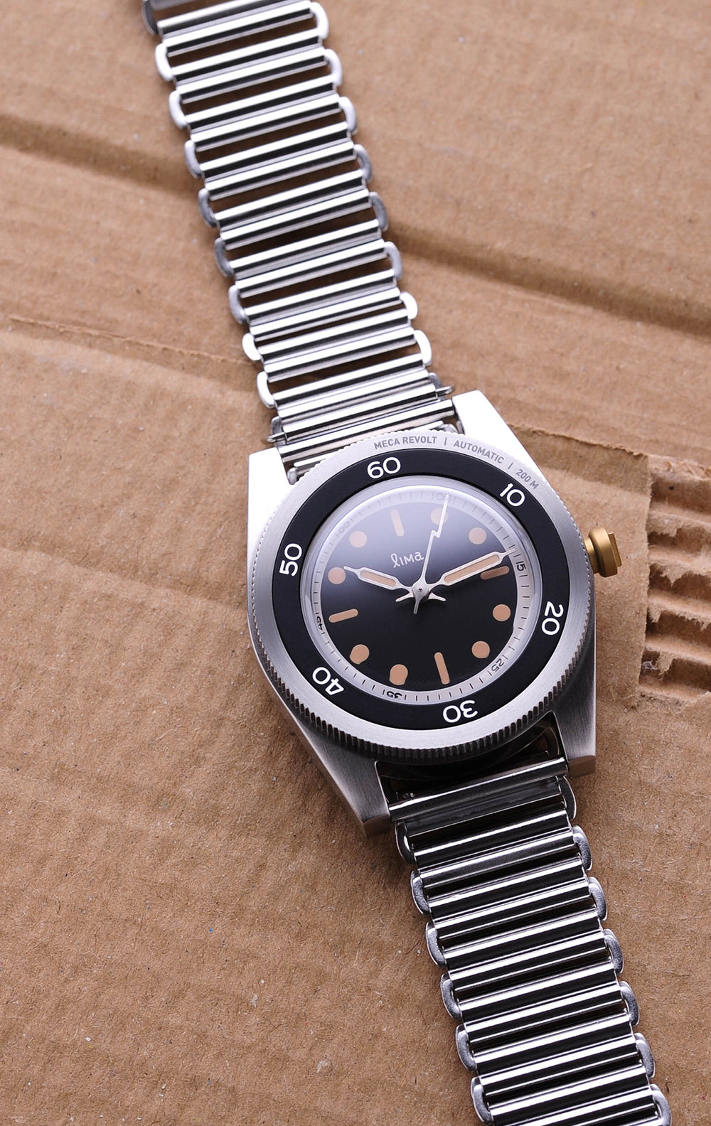 MECA REVOLT X seconde/seconde/